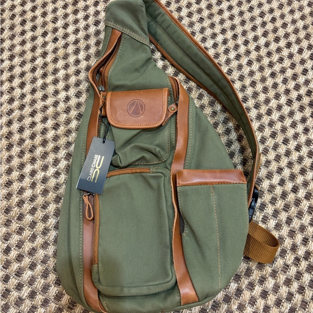 NWT Claire Chase Colorado Sling Bag Style: 765, Green